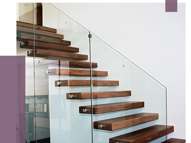 Стеклянные перила для лестницы в Чебаркуле от 15569 руб.