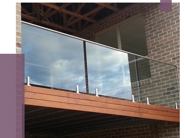 Стеклянные парапеты на крыше и террасе в Чебаркуле от 12079 руб. | ПРОЛЁТ-Чбр